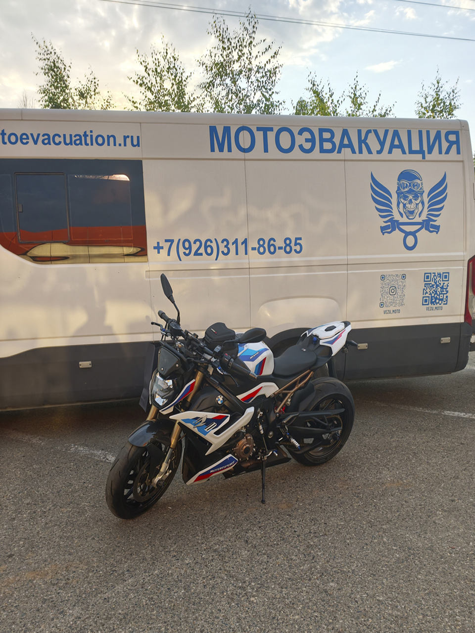 Эвакуатор для безопасной транспортировки мотоцикла